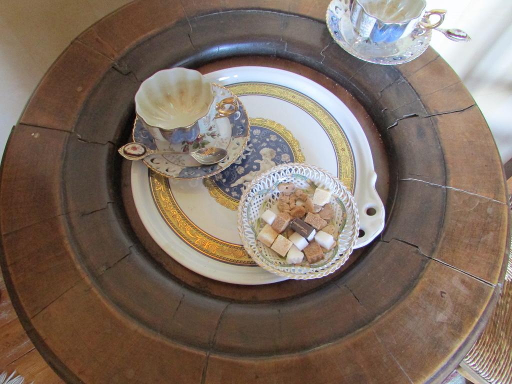 Chateau De La Roche Martel Bed & Breakfast Roiffe ห้อง รูปภาพ